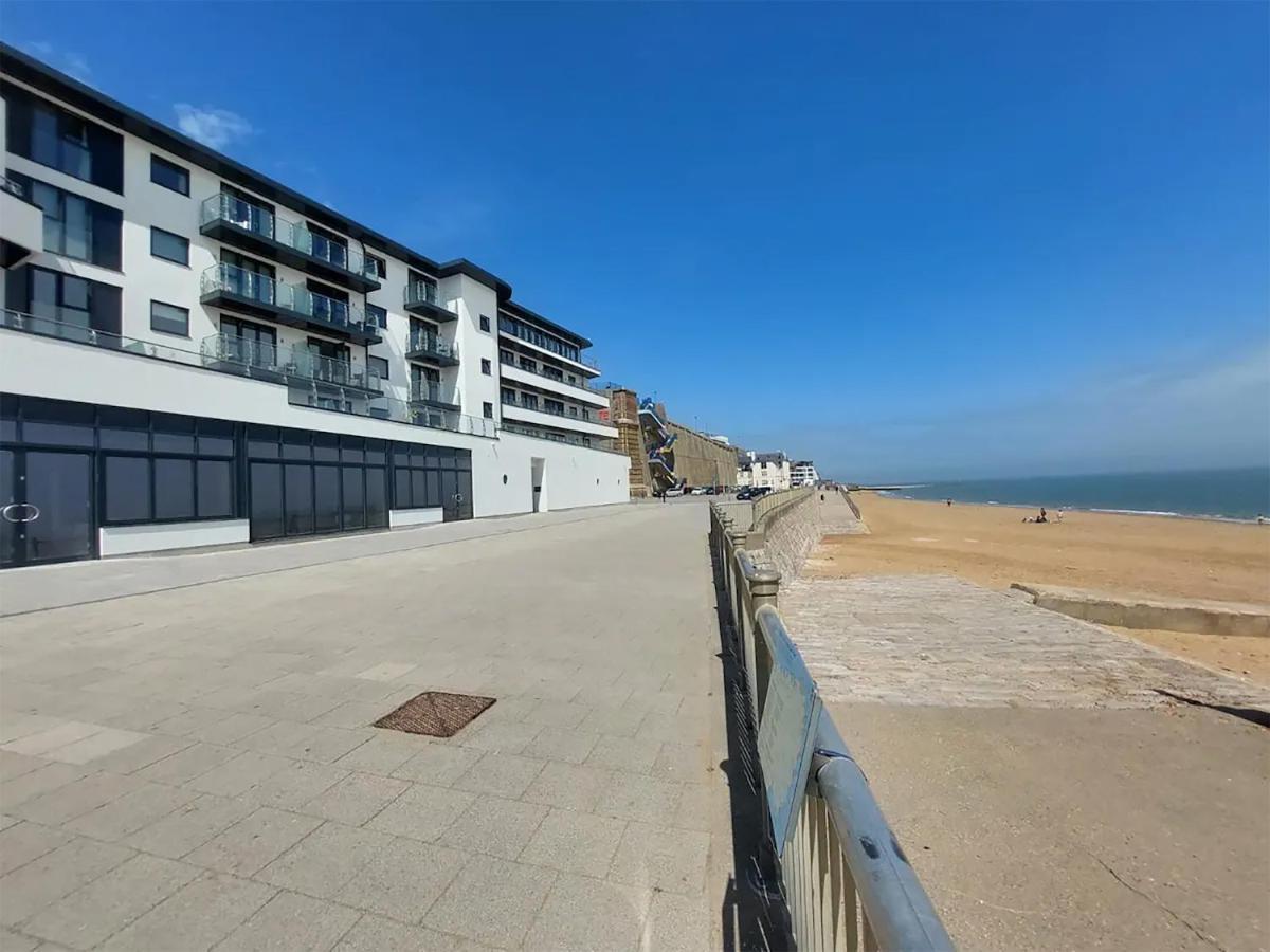 Sohot Stays Royal Sands Seaview Apt Free Parking Sleeps 4 Ramsgate Exterior photo